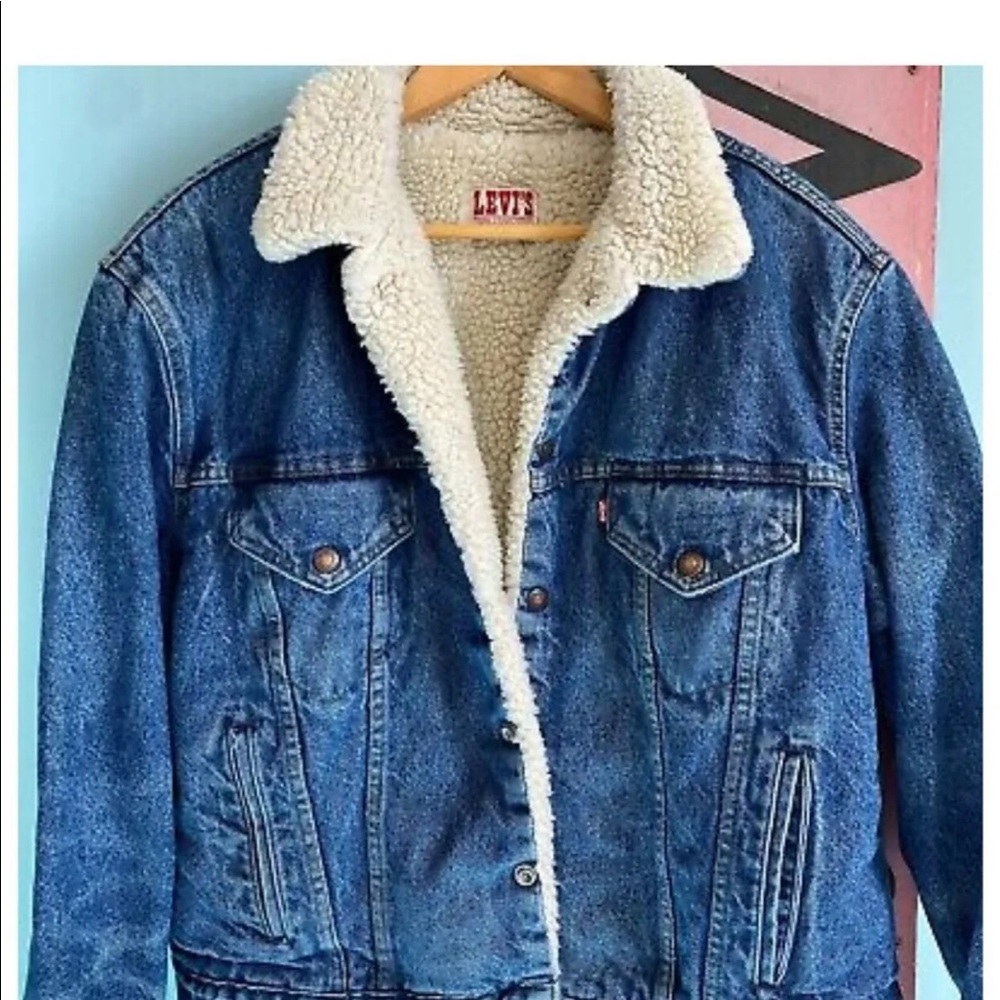 Levi’s Jacket - Picture 2 of 6